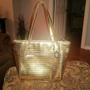 EUC Good circle design Nine West Purse